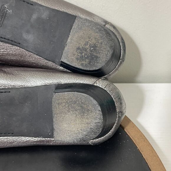 Coach Shoes Loafer Woman’s size 9.5 M Karly Leather Gold Buckle Heel Flats‎ - Picture 11 of 14